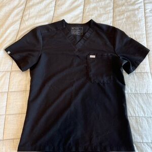 FIGS Men's Black Small Scrub Set